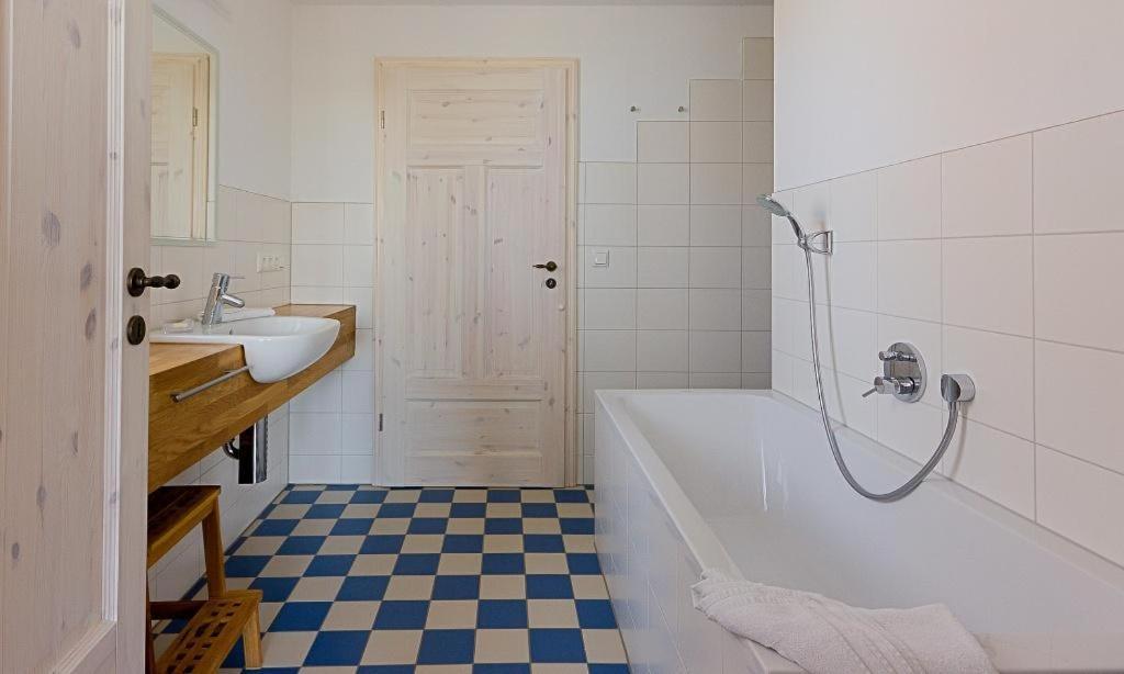 Kapitaenshaus - Kajuete Villa Ahrenshoop Exteriör bild